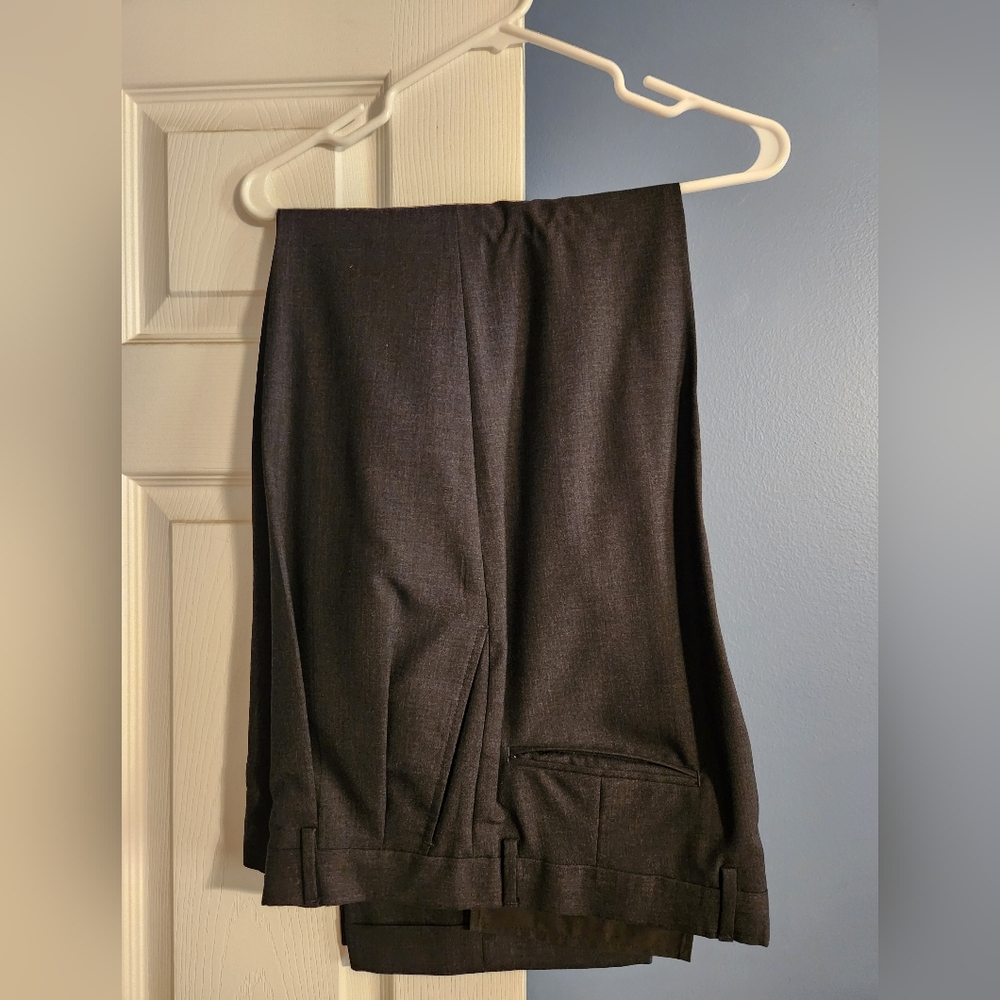 Men's Stafford Suit - Picture 2 of 2